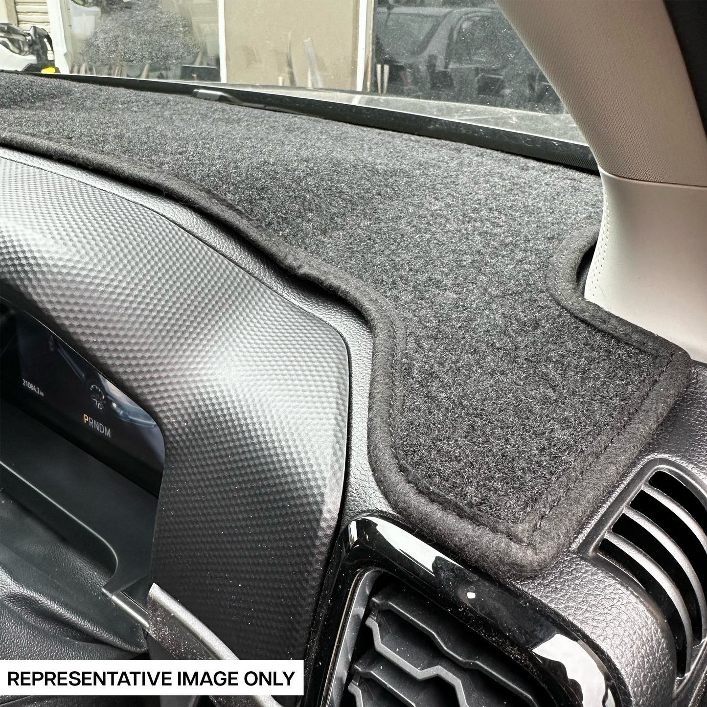 Toyota Landcruiser 100 Series MKII 2002-2007 | MUDTAMER Dash Mat