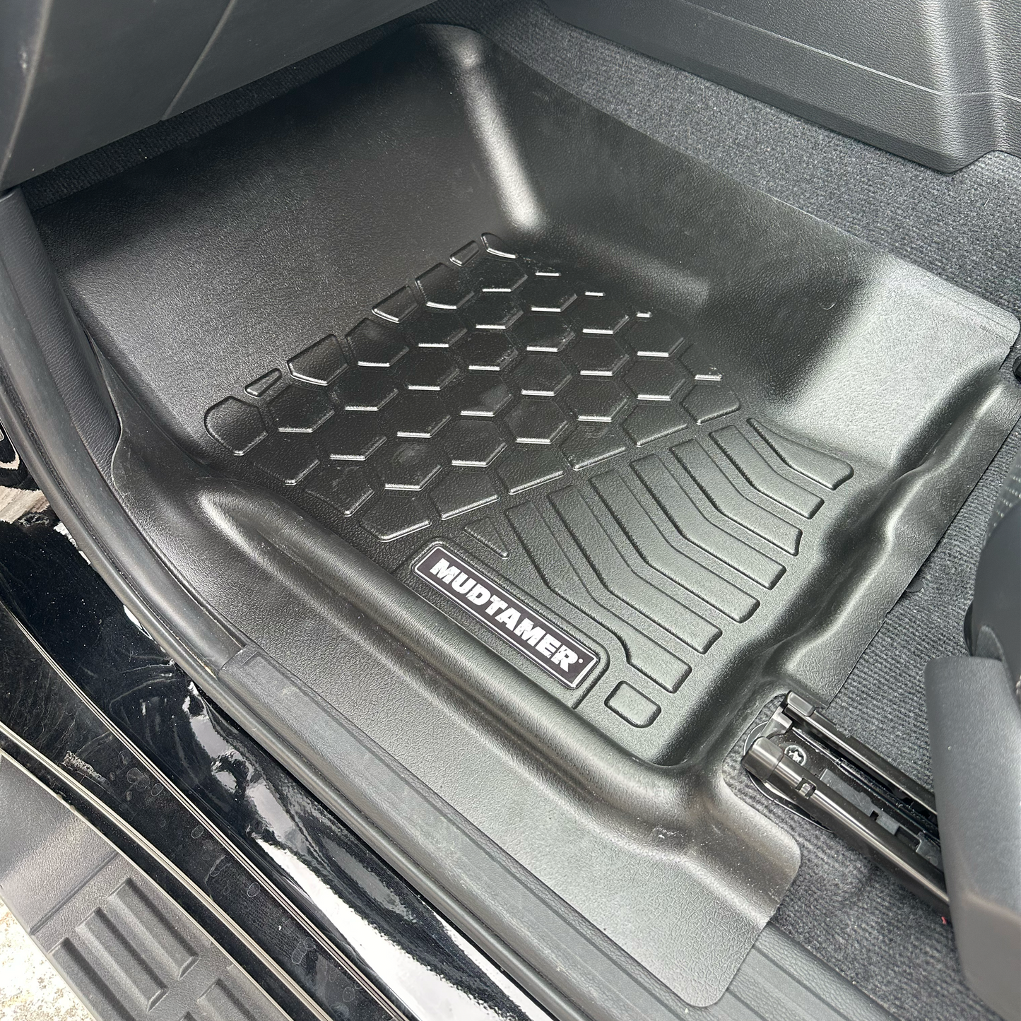 Mitsubishi Triton MV 2024 | MUDTAMER Floor Mats