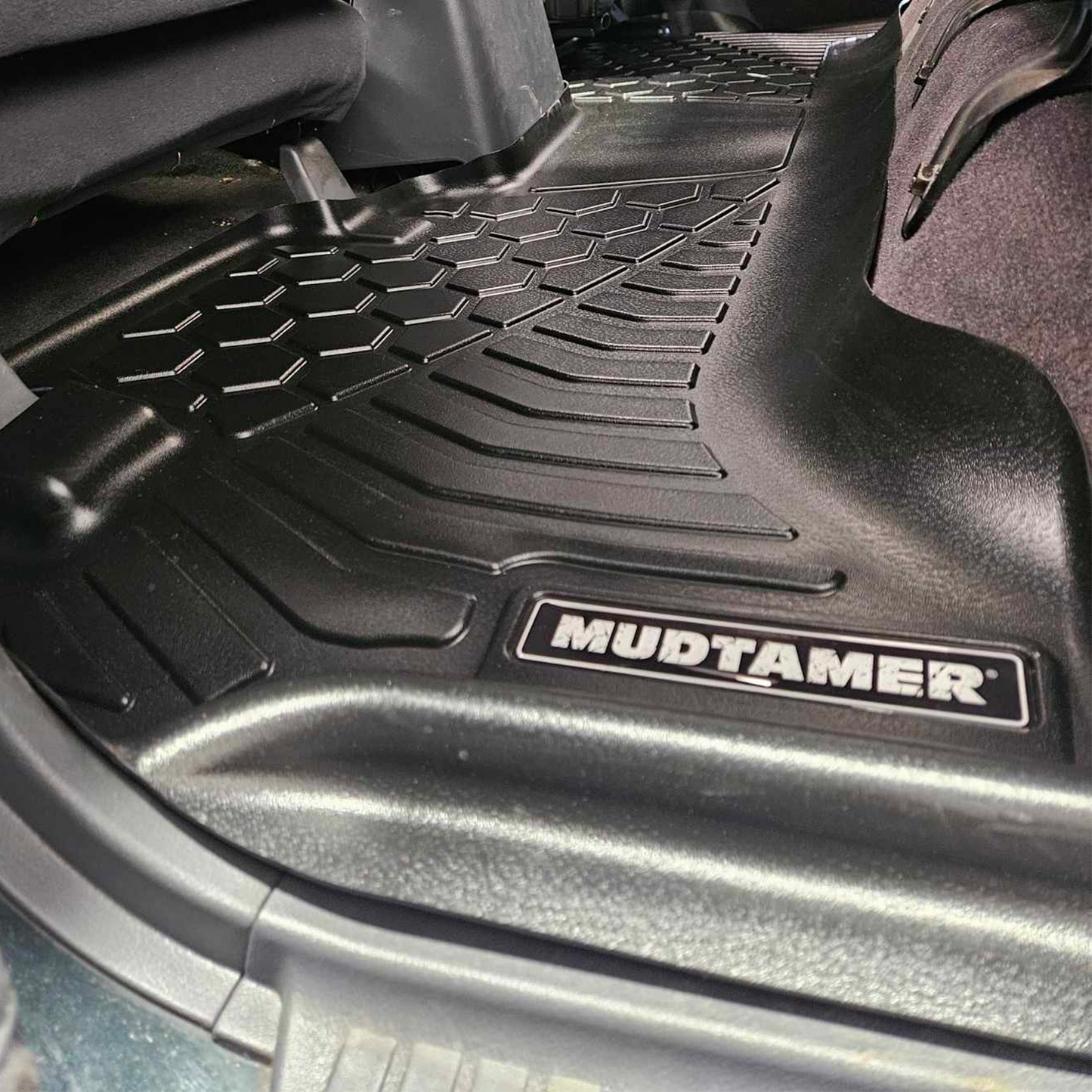 MUDTAMER Floor Mats | Toyota Landcruiser 80 Series 1990-1997